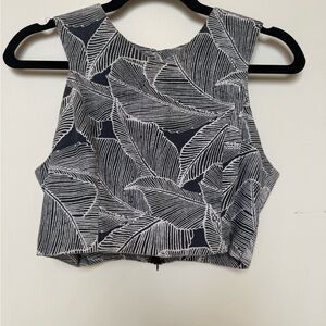 Sleeveless Navy & White Leaf Print Crop Top